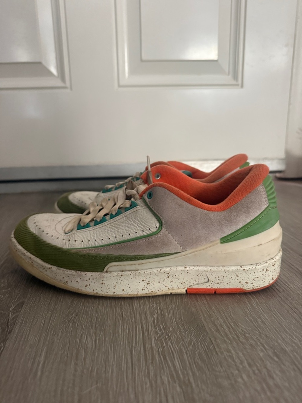 Jordan Air 2 Low Titan Sneakers Size 9